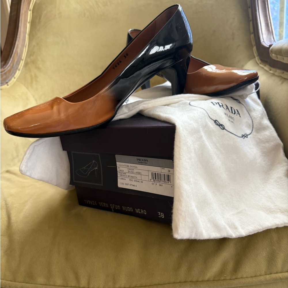 Prada Women's Black and Tan Heels